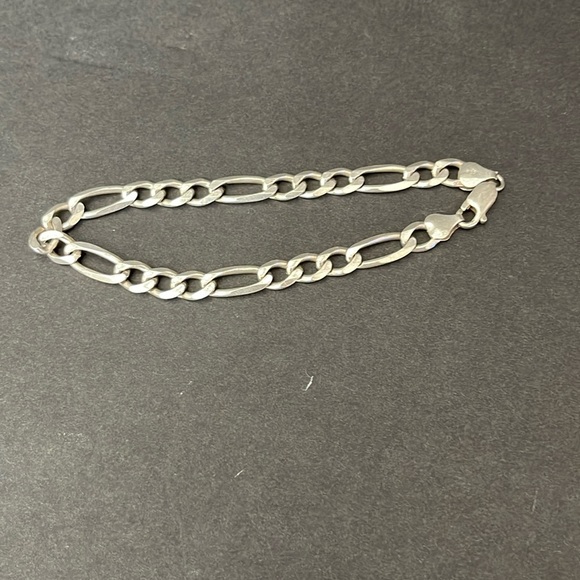 STERLING SILVER FIGARO LINK BRACELET - Picture 4 of 9